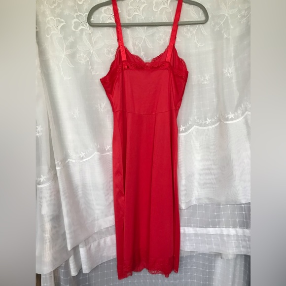 Pinehurst Lingerie - Picture 6 of 9